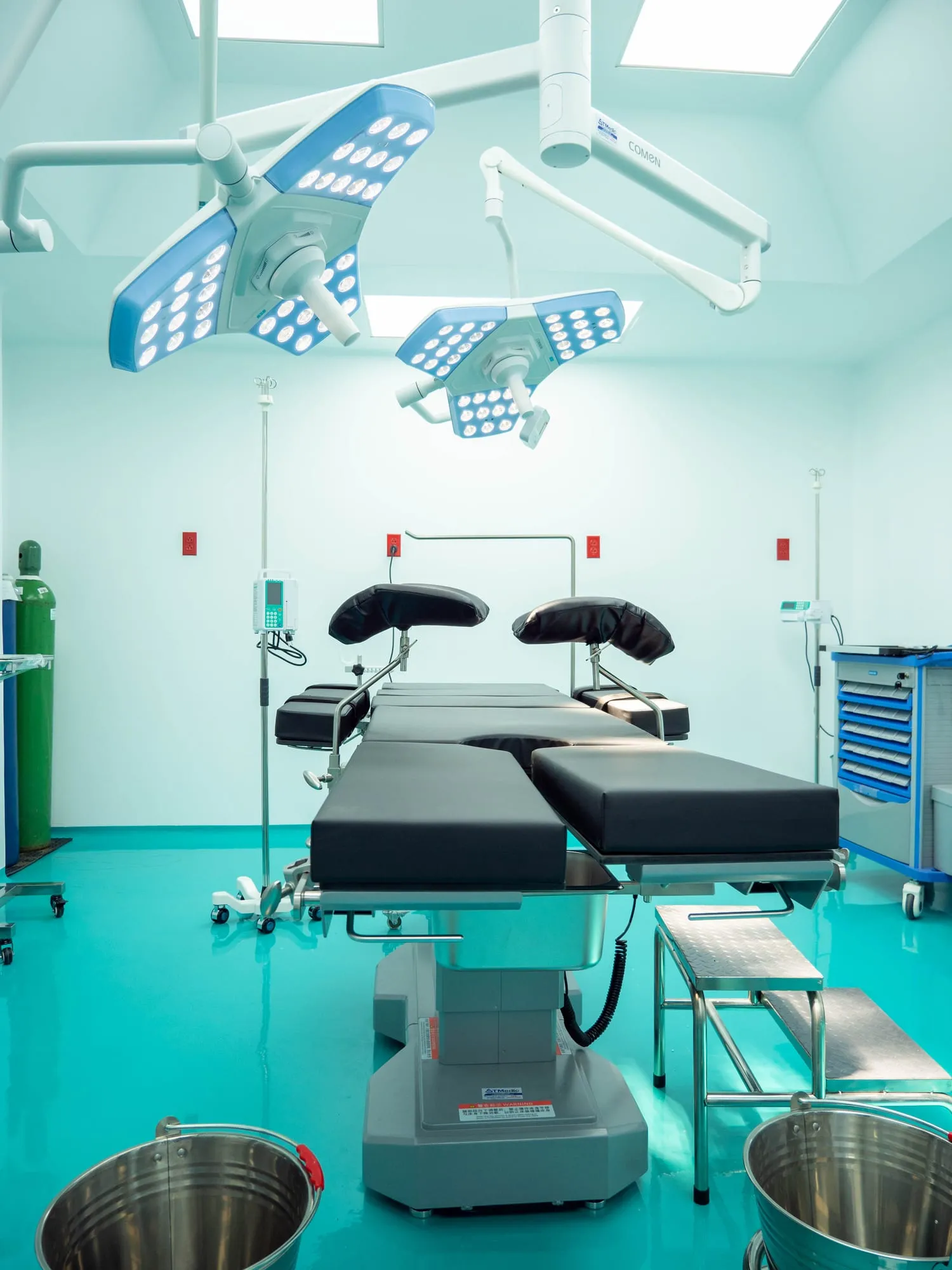 Imagine Clinic outpatient procedure room