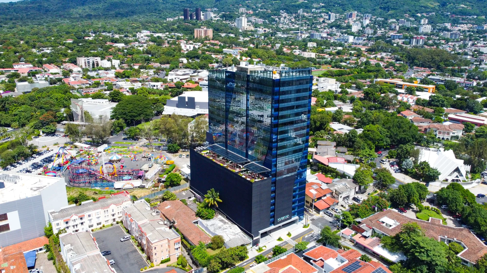Torre Humana en San Salvador, ubicación de Imagine Clinic